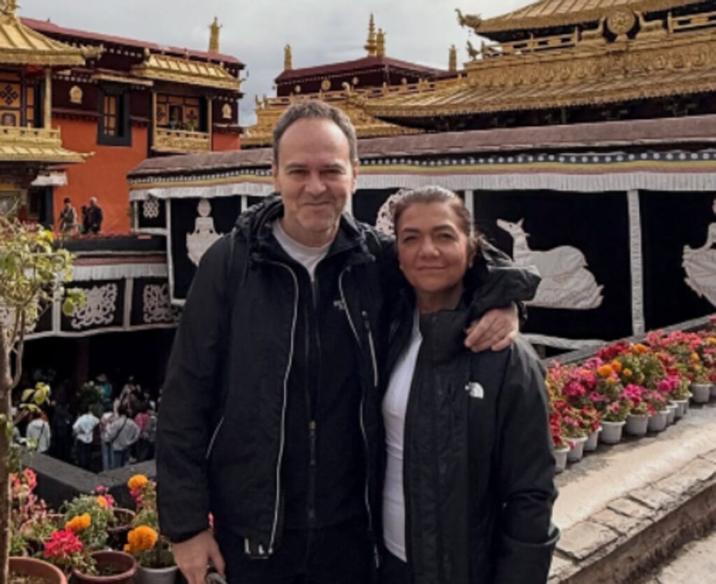 Nepal, Patrizia Marziale e Luca Barachini i turisti italo-svizzeri dispersi. Il post social: “Chiedimi se sono felice”
