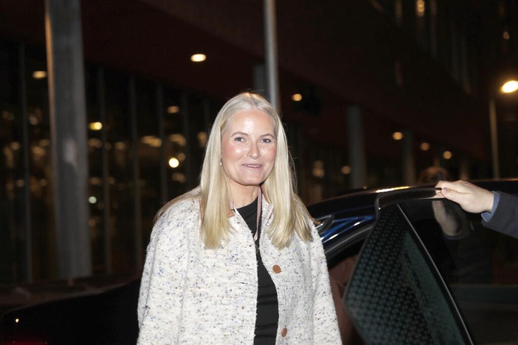 Norvegia, Mette-Marit è la nuova regina: la vita tra scandali e malattie