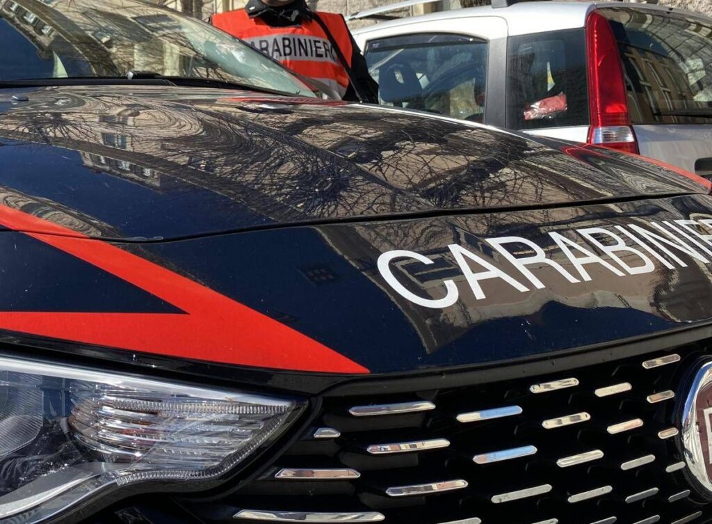 Palermo, 13enne precipita da ottavo piano e muore: indagini in corso