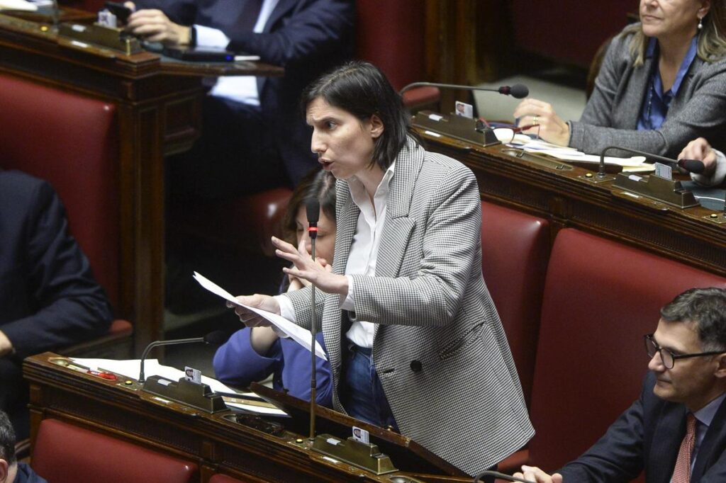 Pd evita frattura alla Camera, non si vota la risoluzione ‘no al riarmo’