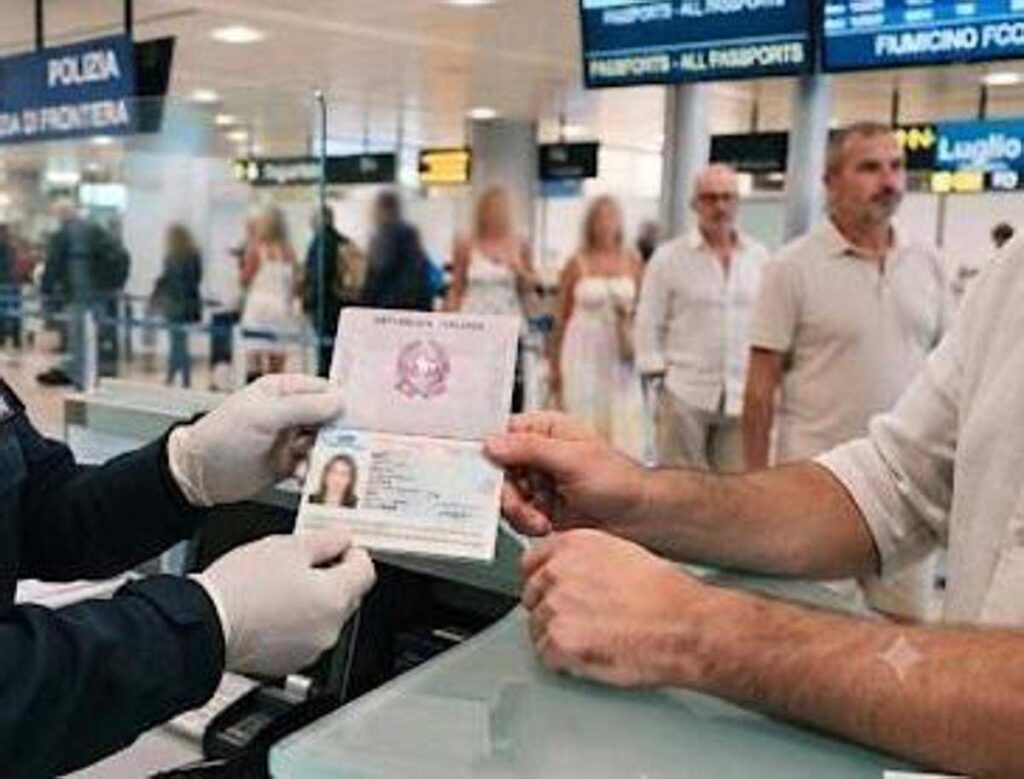Spagna, controlli in vigore per arrivi da Italia. Media: “Possibili anche su intero volo”
