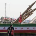 Stretto di Hormuz, Iran non arretra. Trump: “Sono negoziatori subdoli e disonesti”