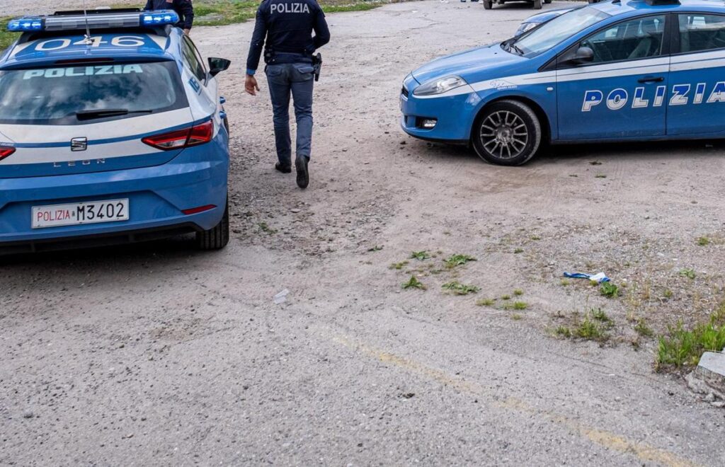 Stupravano il nipote minorenne e filmavano gli abusi: arrestata coppia ad Aosta