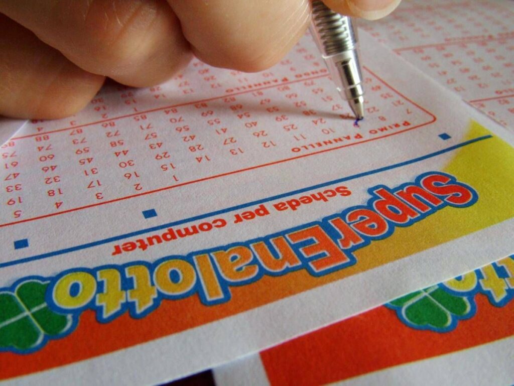 SuperEnalotto, combinazione vincente oggi 18 agosto﻿