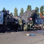 Tir in fiamme sulla Tangenziale ovest di Milano all’altezza di Rozzano, carreggiata chiusa