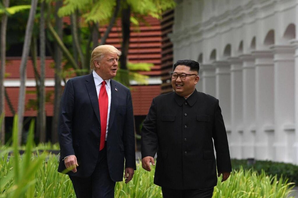 Trump rivedrà l’amico Kim: “Andiamo molto d’accordo, ha 57 armi nucleari molto potenti”