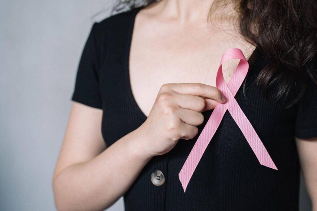 Tumori, oncologi: “Con cancro al seno -35% di probabilità di gravidanza”