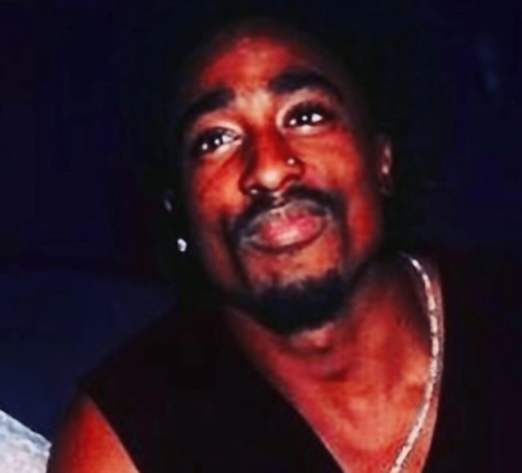 Tupac Shakur, il processo 30 anni dopo la sua morte. Il racconto della sparatoria: “È scoppiato l’inferno”