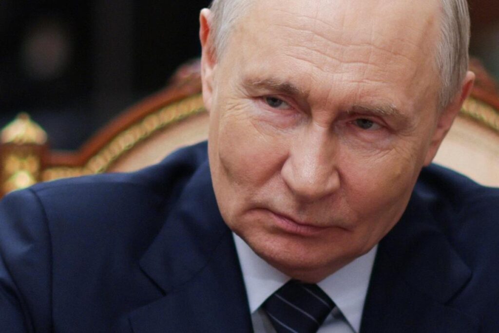Ucraina-Russia, la strage di soldati di Putin. Zelensky: “Voglio 1000 droni al giorno”