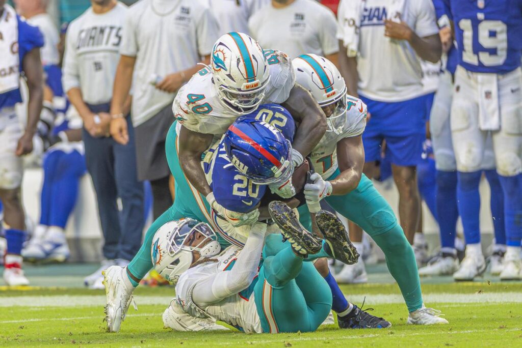Un giocatore su 4 rischia lesioni al cervello, lo studio sul football NFL e l’allarme