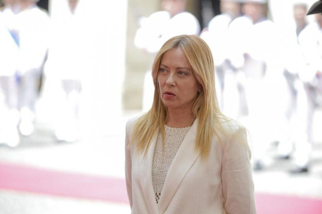 Volenterosi a Kiev, Meloni a Zelensky: “Fermo sostegno dell’Italia a sovranità e integrità dell’Ucraina”