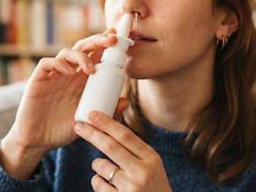 Alzheimer, una speranza dalla placenta: “Spray nasale difende neuroni e memoria”