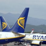 Caos nel Regno Unito, nuovo problema tecnico ai sistemi di controllo del traffico aereo: almeno 200 voli cancellati