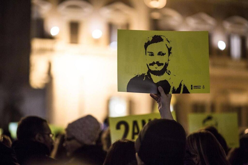 Caso Regeni, condannati tre 007 egiziani e uno assolto per sequestro: cade accusa omicidio