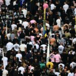 Curva Juve di spalle durante minuto di silenzio per Mazzola, cosa rischiano i bianconeri