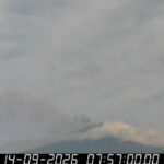 Etna in eruzione, nuovi disagi all’aeroporto di Catania: voli in arrivo sospesi fino alle 16