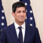 Fed rialza i tassi dello 0,25%. Warsh: “L’economia cresce ma l’inflazione è troppo alta”