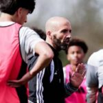 Frasi sessiste e intimidazione fisica a un’arbitra, bufera ed esonero per il fratello di Higuain