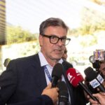 Giorgetti: “Ipotesi flat tax per gli stipendi dei giovani. Pensione a 64 anni? Bisogna garantire equilibrio conti”