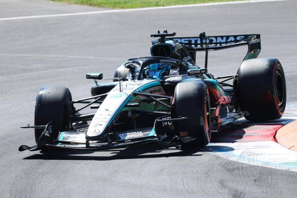 Gp Monza, Russell domina la terza sessione di libere davanti a Hamilton