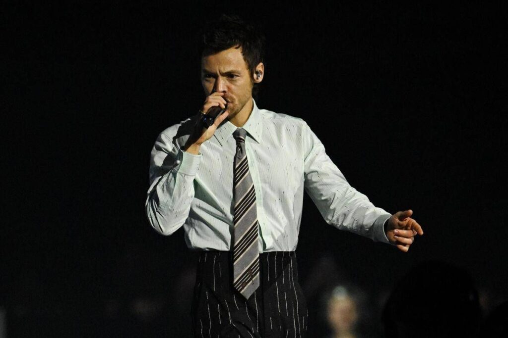 Harry Styles torna in Italia, l’annuncio: al Circo Massimo il 7 e 8 agosto 2027