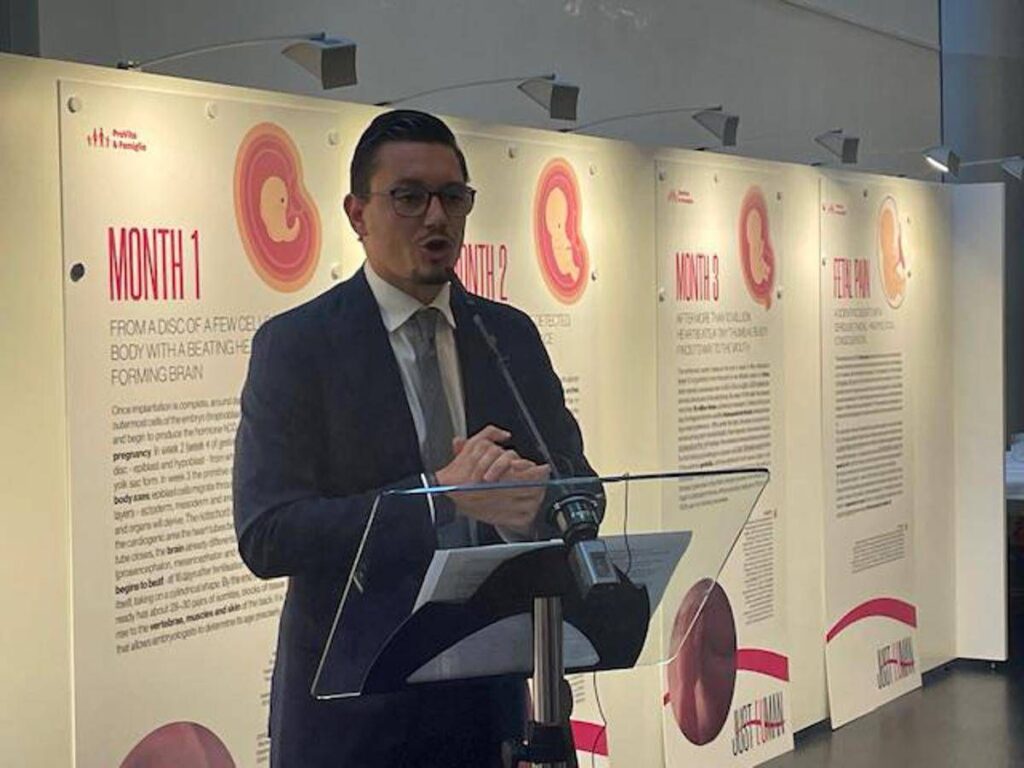 Inselvini (FdI) a Just Euman: “Difendiamo vita contro chi vuole aborto finanziato”