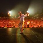 Jovanotti gladiatore col sorriso al Circo Massimo: “Il pessimismo è un lusso che non posso permettermi”