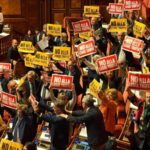 Legge elettorale, via libera del Senato. Protesta delle opposizioni in Aula