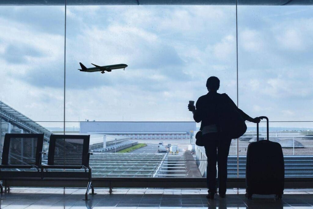 Londra, aereo si ferma in pista: tutti i voli bloccati a Gatwick