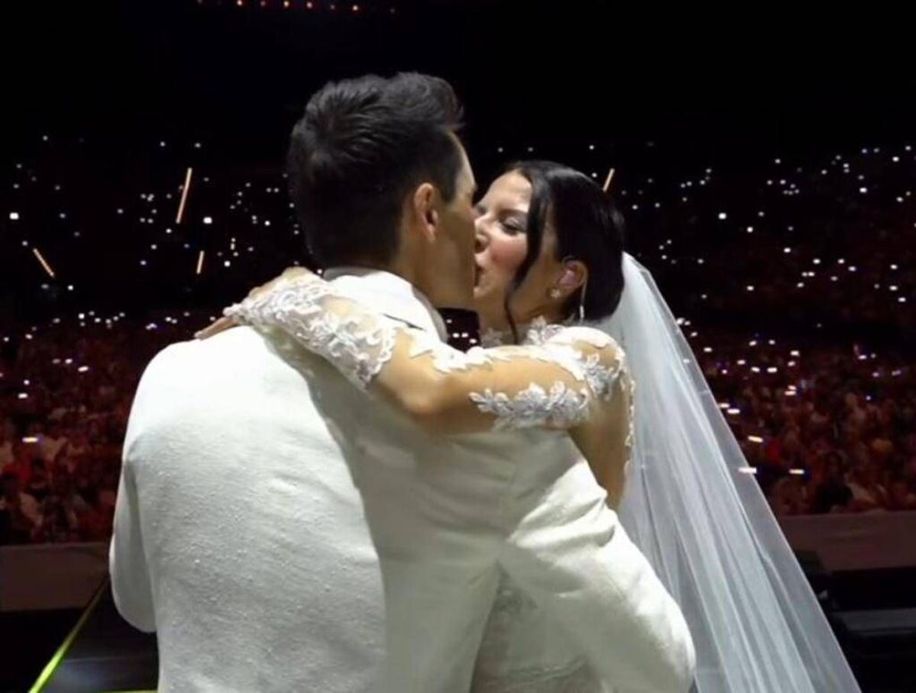 Matrimonio ‘Me contro Te’, Rotondi: “Nozze manzoniane, un po’ circensi ma non mi scandalizzano”