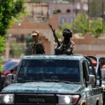 Medioriente, Houthi: “Abbattuto caccia saudita”. L’ambasciata Usa in Arabia: “Americani non vengano qui, rischio droni e attacchi”