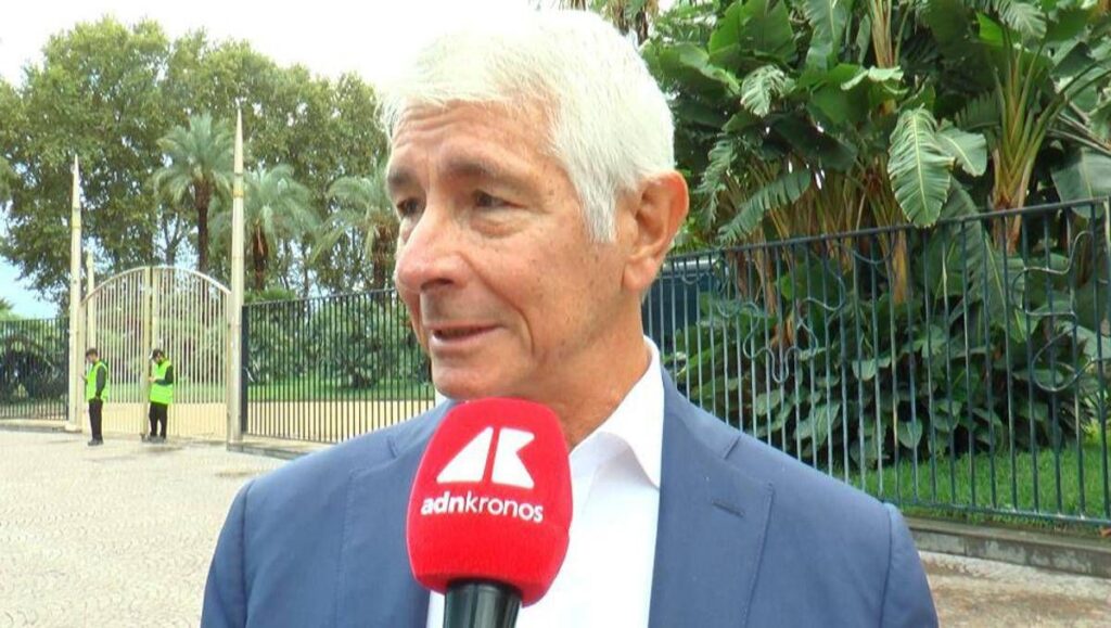 Napoli traccia la rotta per un’Italia attiva, Abodi e 3mila studenti aprono il villaggio ‘#BeActive’