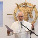 Papa Leone XIV in Francia, il messaggio da Parigi: “La storia non è scritta da chi si impone”