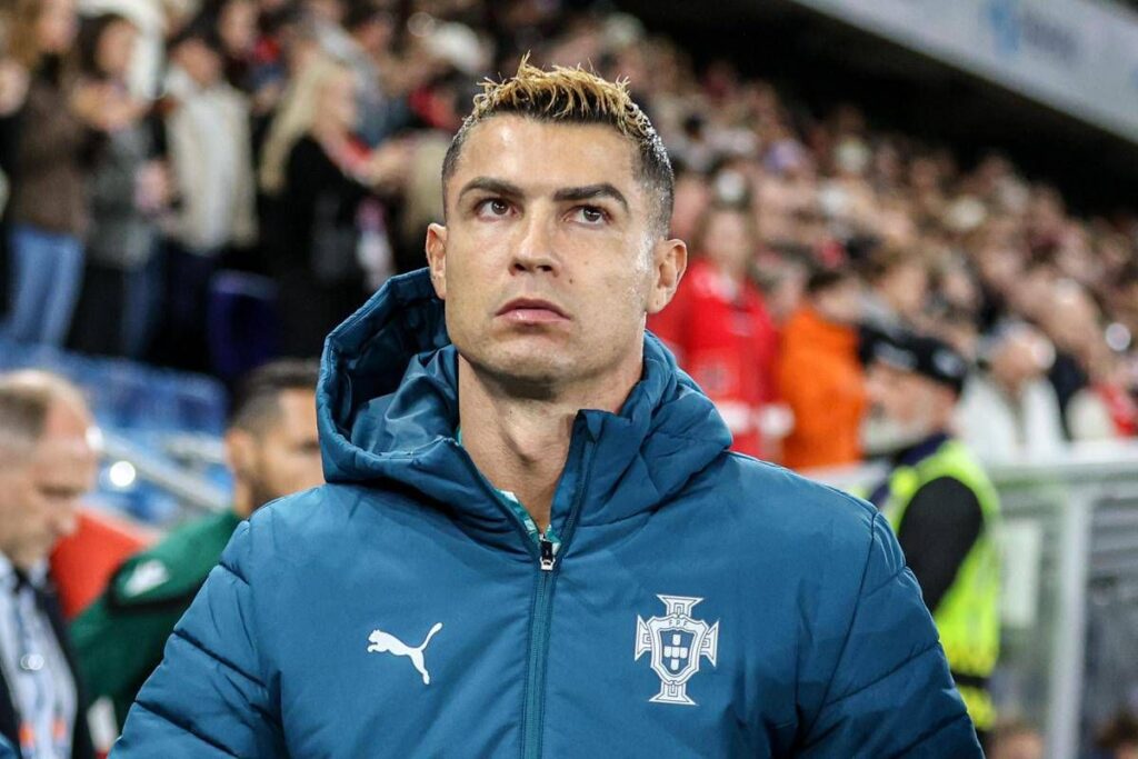 Portogallo, Ronaldo lascia il ritiro: scoppia il caso. Il ct: “Decido io se gioca”