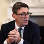 Premier League, Burnham chiede il ritorno degli alcolici sugli spalti