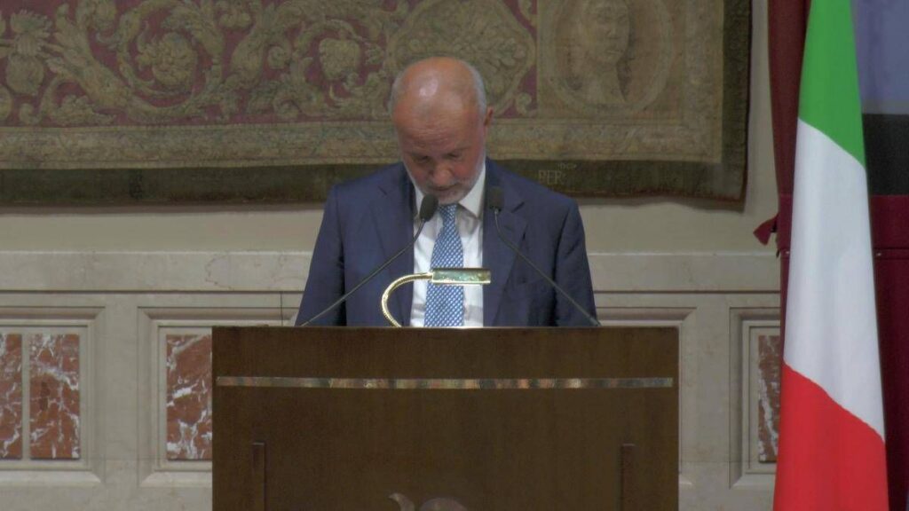 Schillaci: “Farmaci equivalenti chiave per la sostenibilità del Ssn, lavoriamo a governance moderna ed efficiente”