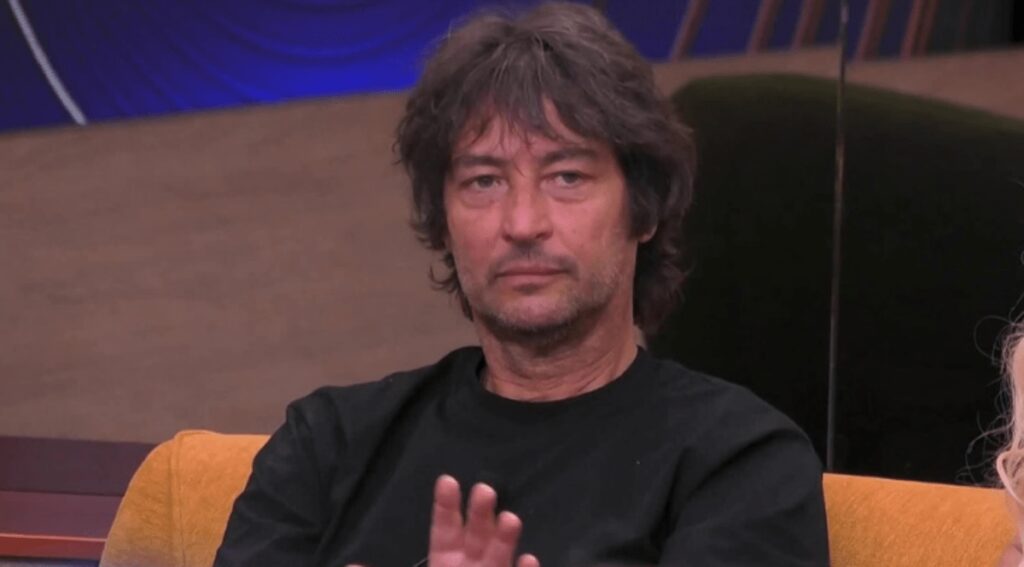 Simone Annicchiarico squalificato dal Grande Fratello Vip: la comunicazione
