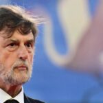 “Spenga il telefono”, Nanni Moretti interrompe la proiezione a Venezia