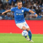 Tocco di mano di Lobotka, Chivu chiede rigore: proteste in Inter-Napoli