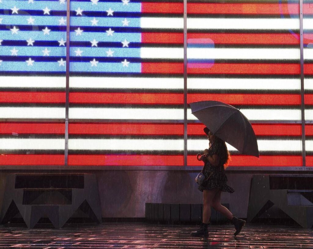 Usa, tempesta flagella nord-est Paese: voli cancellati, blackout e allerta inondazioni