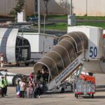 Volo Dubai-Tel Aviv, passeggeri in festa dopo attacco sventato