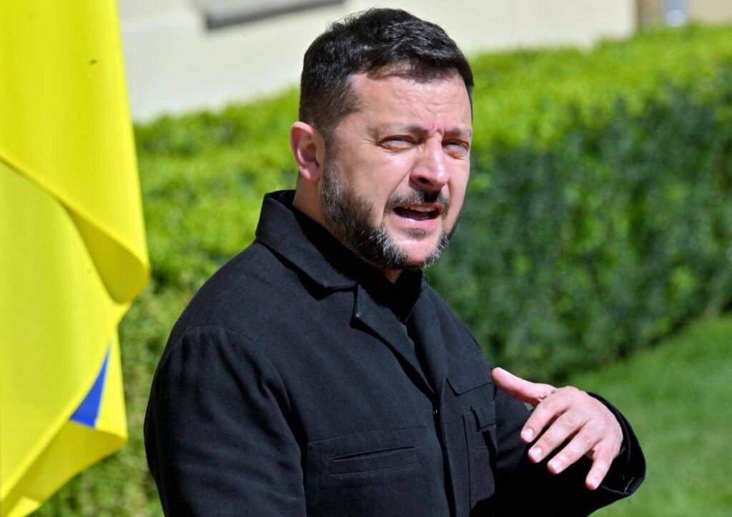 Zelensky risponde a Trump: “Ucraina sceglie il suo presidente. Elezioni se c’è tregua di 2 mesi”