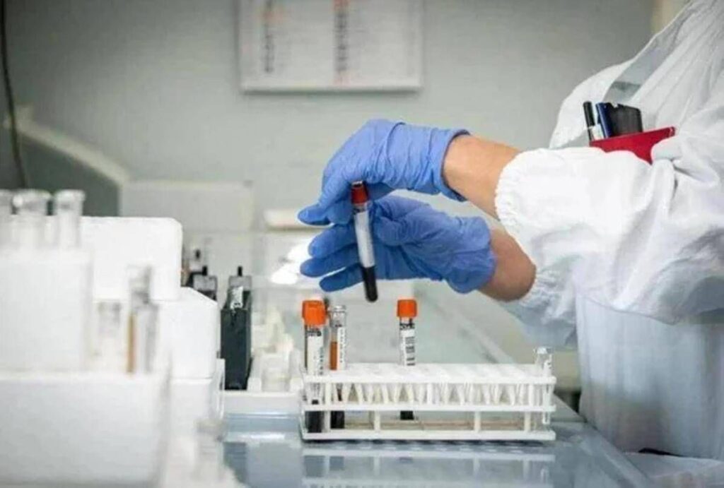 Cancro ovarico, pazienti: “Farmaco rimborsato ma test per accedervi non per tutti”