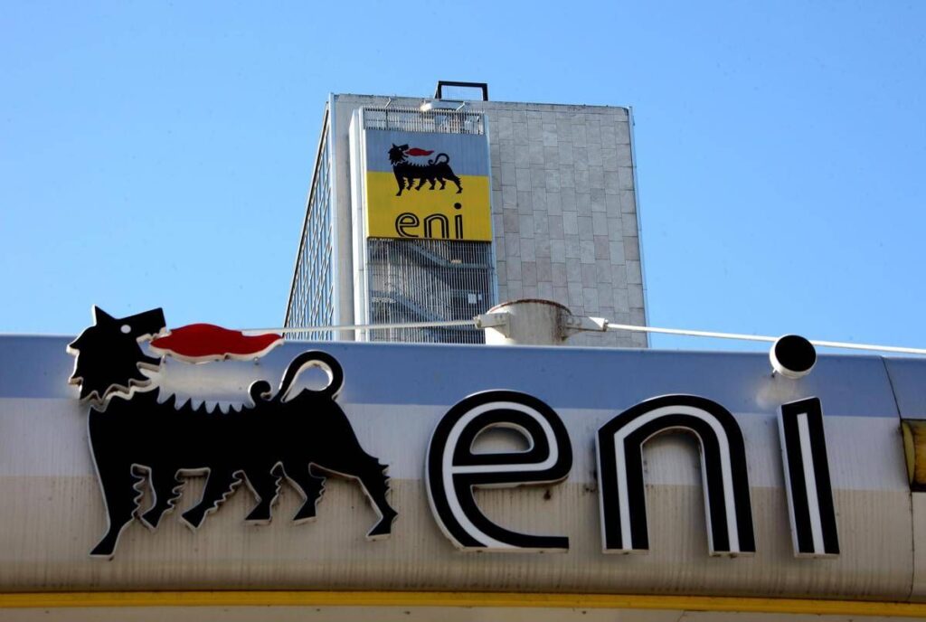Caro carburante, Eni riporta tetto diesel a 2,19: prezzi medi in lieve calo