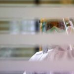 Covid, torna a crescere il virus in Europa? L’esperto: “Attenzione alla nuova PJ.2.1, è l’osservata speciale”