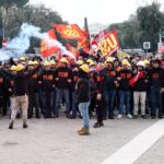Ex Ilva, terzo giorno di protesta: presidi davanti alla raffineria a Taranto, corteo a Genova