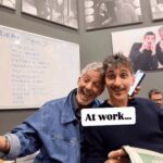 Fiorello e Biggio ‘at work’ in redazione ironizzano sul toto-morti, primo della lista Amadeus