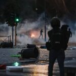 Guerriglia a Milano, pm: “Da arrestati azioni distruttive di rara violenza”