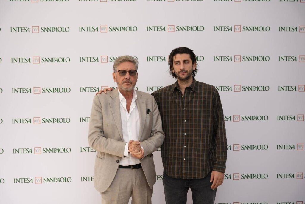 Intesa Sp, Sergio e Pietro Castellitto firmano la nuova campagna istituzionale ‘A mano a mano’﻿