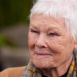 Judi Dench e la malattia agli occhi: “Non posso più recitare, né leggere un libro”